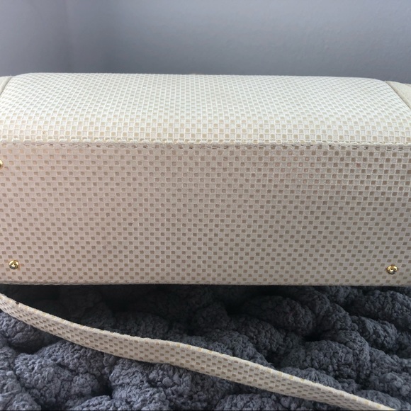 Vintage Simard & Voyer purse in camel with gold accents. Subtle signs of use. - Picture 5 of 5